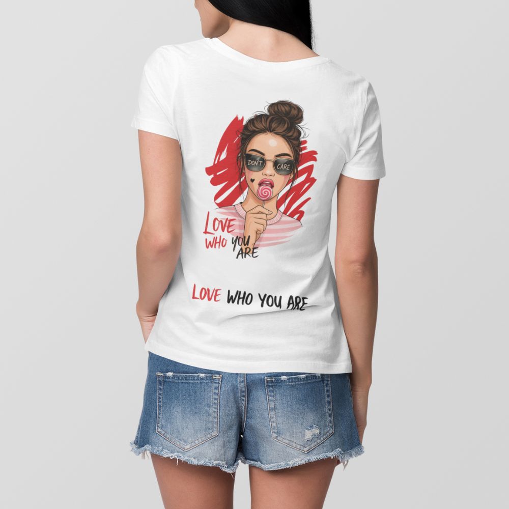 Дамска Тениска Обичай себе си